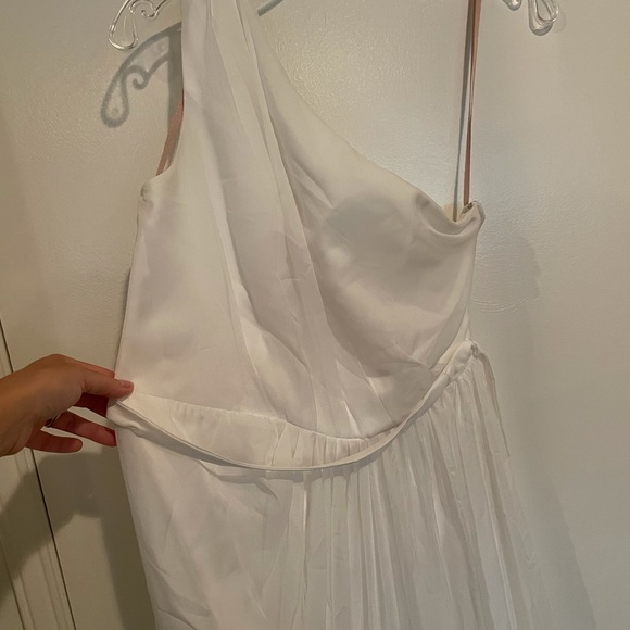 FAME AND PARTNERS Wedding dress - Picture 3 of 9